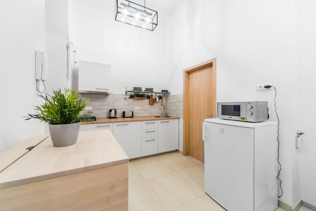 Astoria Airconed Apartments Budapest Ngoại thất bức ảnh