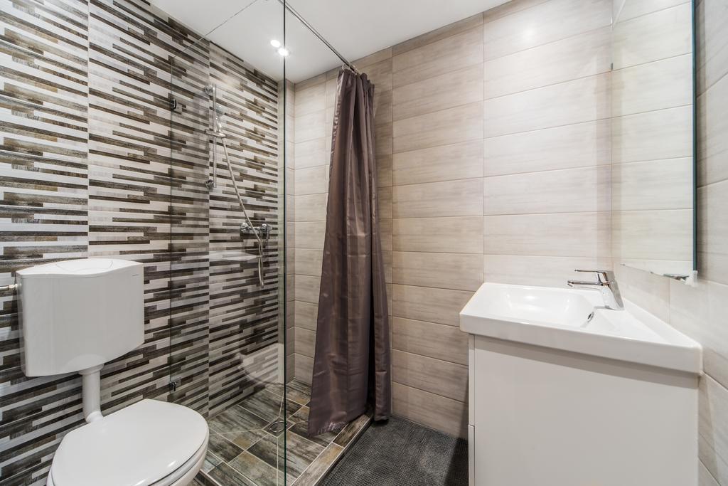 Astoria Airconed Apartments Budapest Ngoại thất bức ảnh